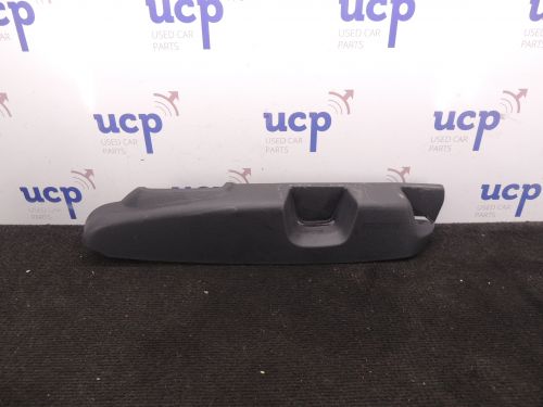Volvo V70 Trim Panel Cover Seat Front Right 9174422